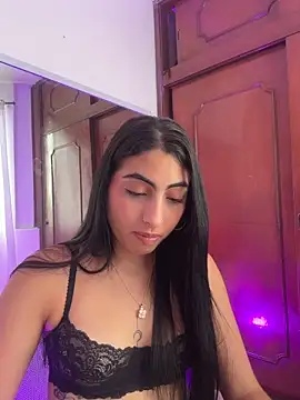 Snapshot of Lily_Rush chatting on 05-08-26, 12:10 Lily Rush online show from 05-08-26, 12:10