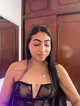 Snapshot of Lily_Rush chatting on 05-11-26, 02:45 Lily Rush online show from 05-11-26, 02:45