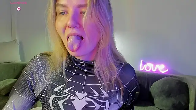 TonyaMeow online show from 07-12-26, 01:18