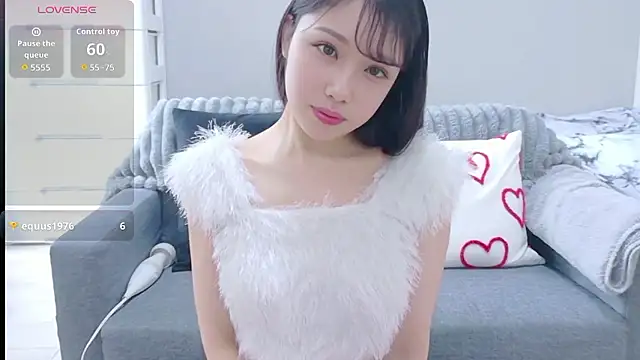 Minamina2 online show from 05-27-26, 06:10