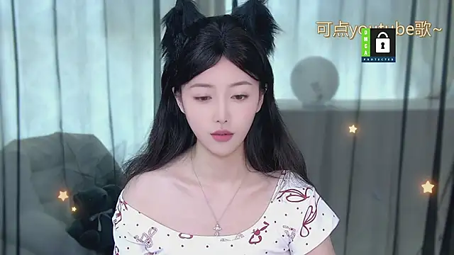 Snapshot of xinxin-cat chatting on 05-06-26, 08:08 xinxin-cat online show from 05-06-26, 08:08