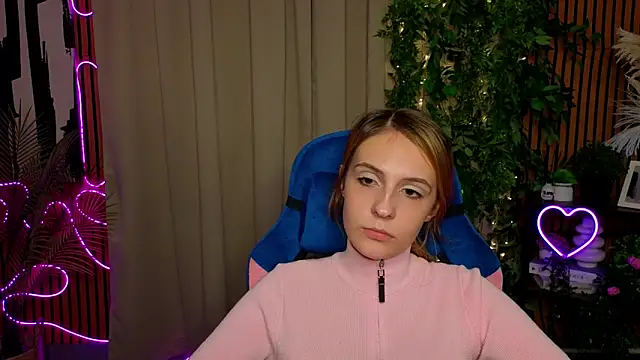 AlaiaIngram online show from 04-19-26, 01:32