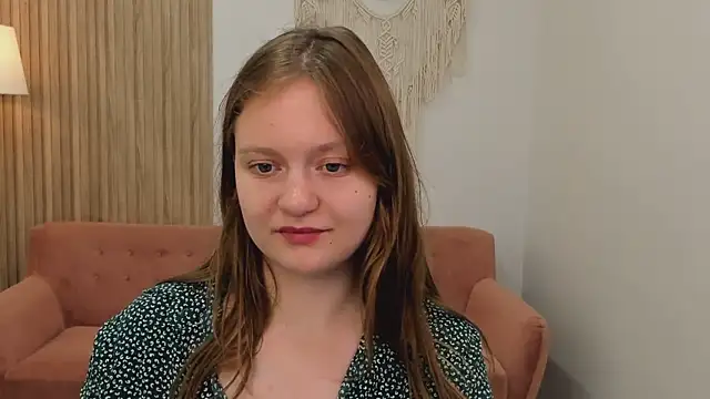 Snapshot of French_Fry chatting on 06-22-26, 05:15 French Fry online show from 06-22-26, 05:15