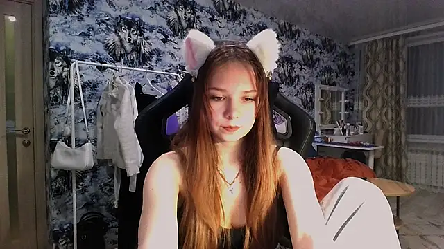 Princess Mira online show from 06-26-26, 08:46