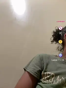 Snapshot of DominicanJojo chatting on 06-21-26, 06:38 DominicanJojo online show from 06-21-26, 06:38