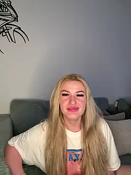 SexyCouple1910 online show from 07-28-26, 04:41