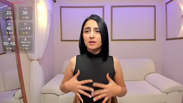 Snapshot of MiaLiore_ chatting on 06-01-26, 12:29 MiaLiore online show from 06-01-26, 12:29