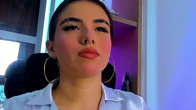isabella hv online show from 06-05-26, 06:46