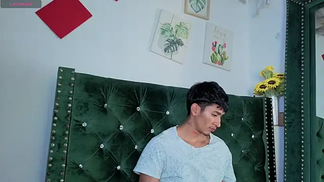 Snapshot of Zayn_Moretti chatting on 07-10-26, 03:22 Zayn Moretti online show from 07-10-26, 03:22