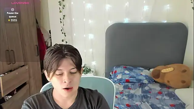 Felixzyn online show from 04-22-26, 07:04