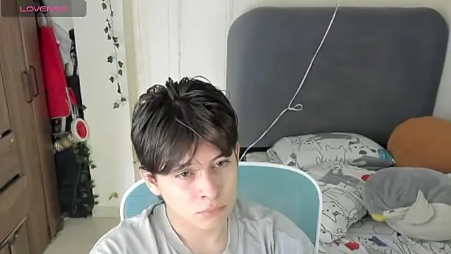 Snapshot of Felixzyn chatting on 06-02-26, 07:16 Felixzyn online show from 06-02-26, 07:16