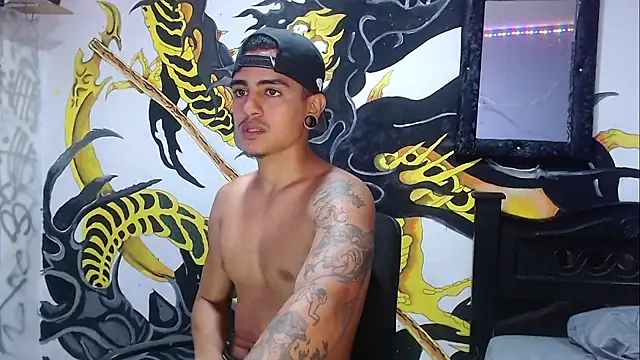 Kizameee  online show from 06-09-26, 07:58
