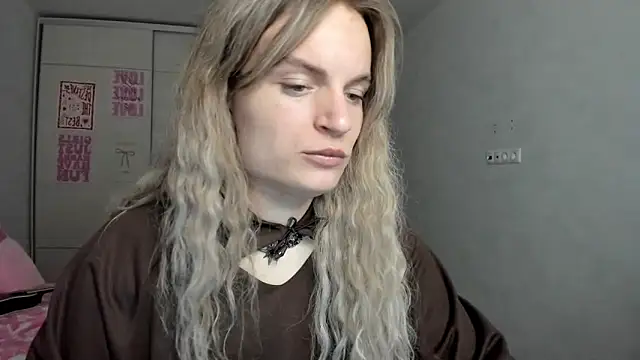 milliKira006 online show from 05-09-26, 07:19