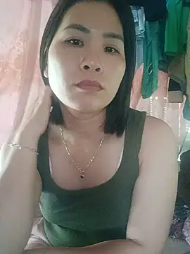 Snapshot of Bunby12 chatting on 05-09-26, 04:39 Bunby12 online show from 05-09-26, 04:39