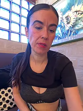 Snapshot of dulceflor25 chatting on 04-25-26, 11:57 dulceflor25 online show from 04-25-26, 11:57