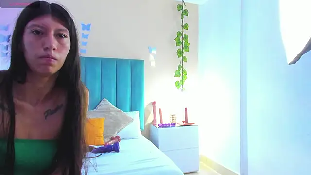 ARIANA CRI-X online show from 05-03-26, 11:38