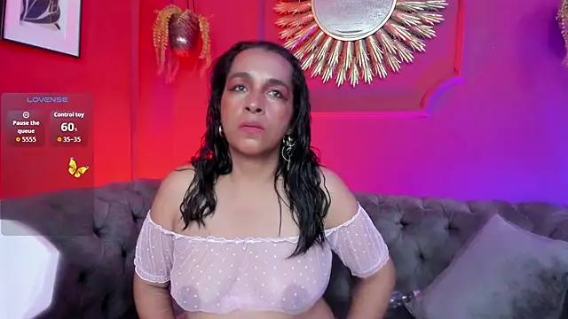 Rosie Stone online show from 05-28-26, 03:37