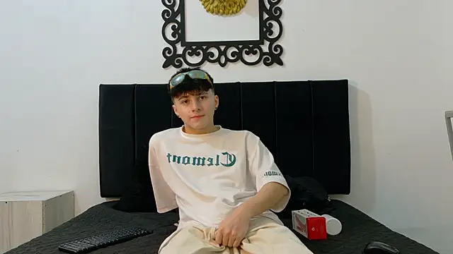LunayDream online show from 06-13-26, 11:41