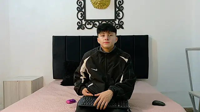 LunayDream online show from 06-16-26, 11:24