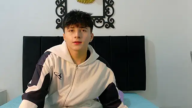 LunayDream online show from 06-26-26, 11:36