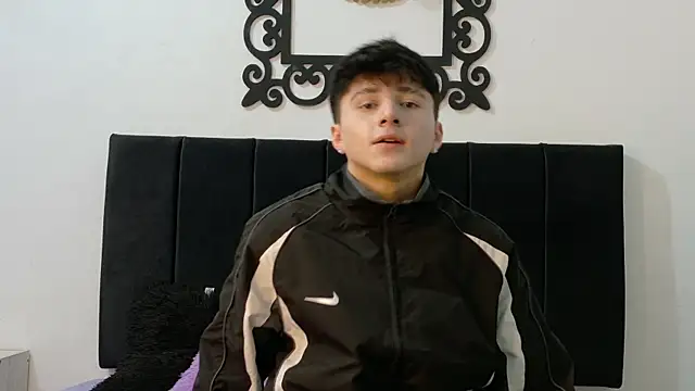 LunayDream online show from 07-17-26, 11:50