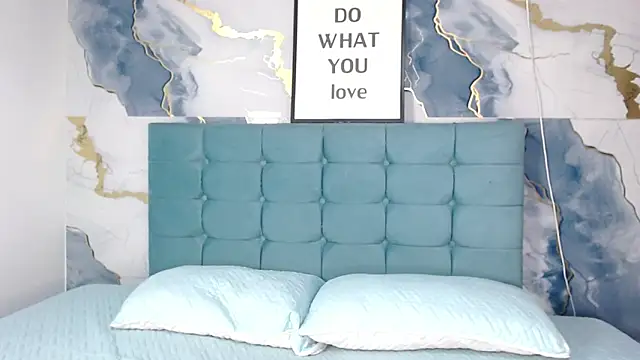 ailyn-45 online show from 04-18-26, 11:05