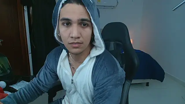 Mrbig maximo online show from 06-14-26, 04:47