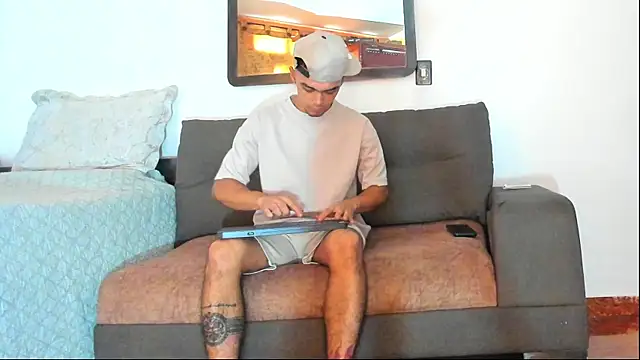 Teo Rave online show from 05-05-26, 06:38