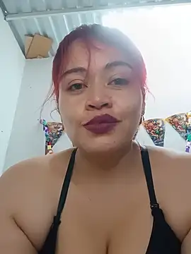 Snapshot of Amaranta-Luque chatting on 06-15-26, 08:00 Amaranta-Luque online show from 06-15-26, 08:00