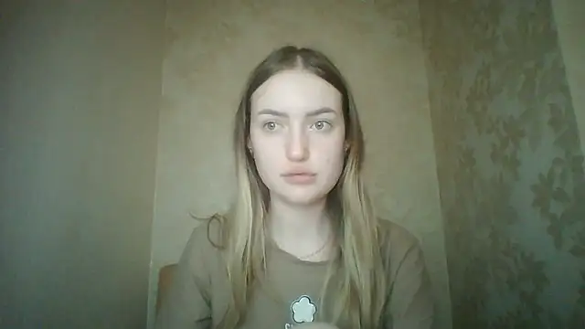 Snapshot of Lisanta chatting on 07-23-26, 07:01 Lisanta online show from 07-23-26, 07:01