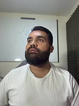 Snapshot of LucaLaurent chatting on 04-22-26, 02:36 LucaLaurent online show from 04-22-26, 02:36