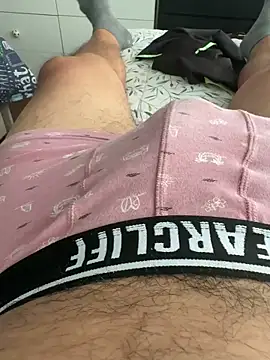 juliomfar69 online show from 05-17-26, 08:38