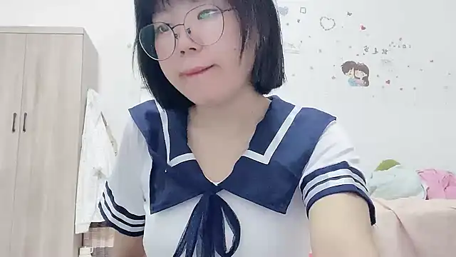 Belle-LL online show from 05-19-26, 03:13