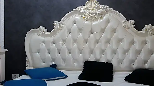 Snapshot of MeghanLoft chatting on 07-10-26, 05:12 MeghanLoft online show from 07-10-26, 05:12