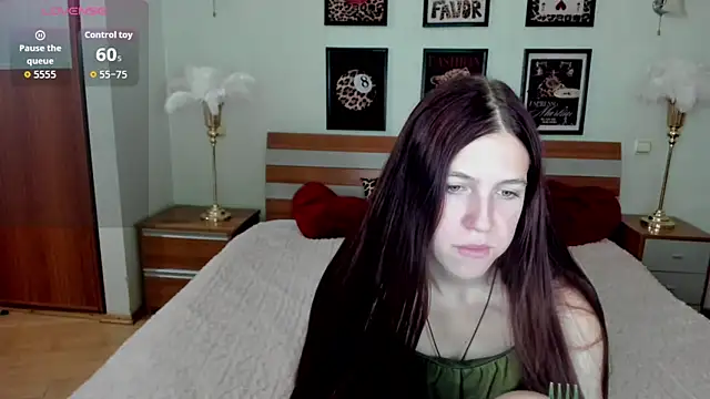 Snapshot of MaryRapunzel chatting on 06-17-26, 07:26 MaryRapunzel online show from 06-17-26, 07:26