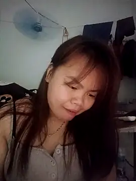 Truxcy1 online show from 04-24-26, 08:22