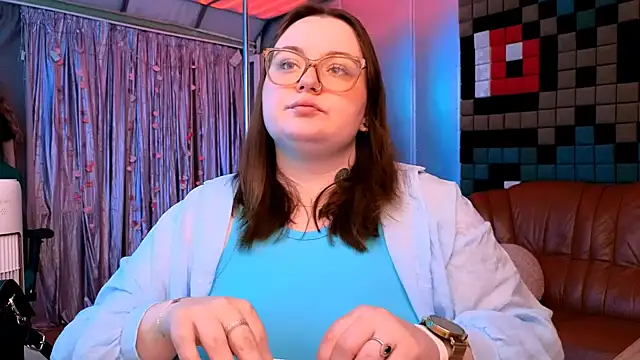 CatherineClaire online show from 06-01-26, 04:41