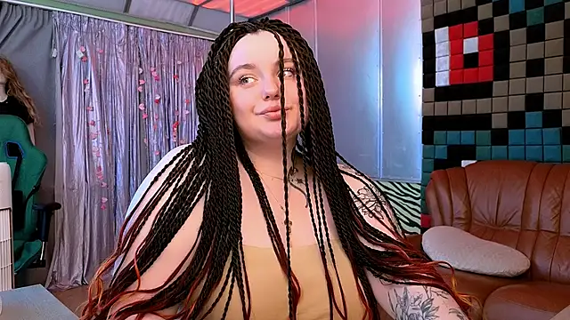 CatherineClaire online show from 06-05-26, 04:35