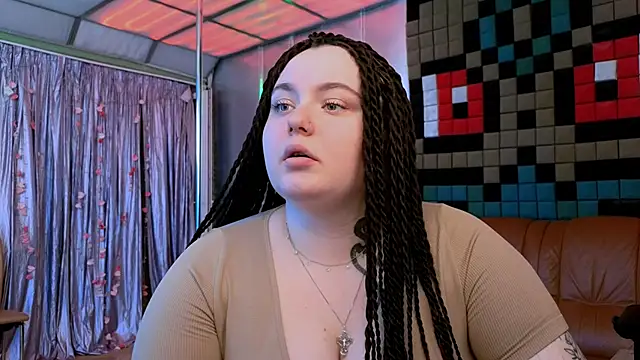 CatherineClaire online show from 06-06-26, 04:44