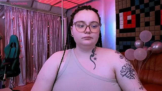 CatherineClaire online show from 06-13-26, 04:38