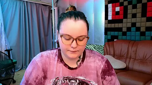 Snapshot of CatherineClaire chatting on 07-23-26, 04:16 CatherineClaire online show from 07-23-26, 04:16