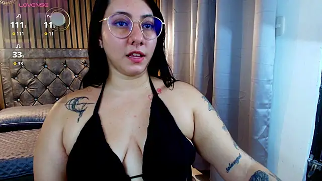 Snapshot of Agata_Monroe chatting on 05-15-26, 07:32 Agata Monroe online show from 05-15-26, 07:32
