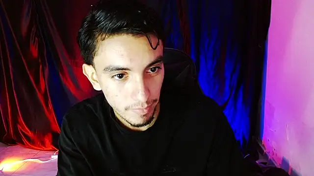Snapshot of dante_18cm_ chatting on 06-11-26, 12:54 dante 18cm online show from 06-11-26, 12:54