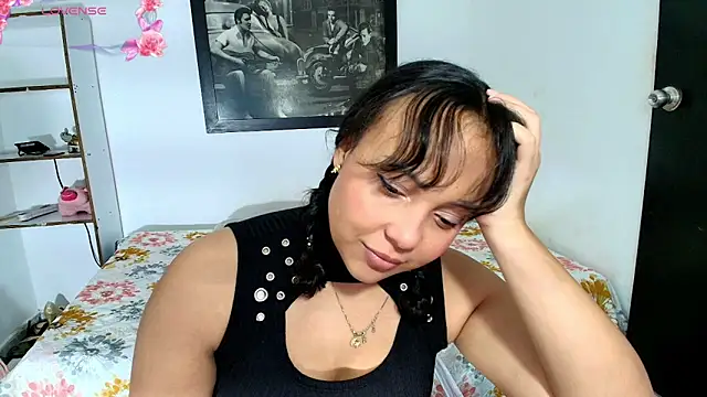 Snapshot of _eilish_ chatting on 05-27-26, 08:39 eilish online show from 05-27-26, 08:39