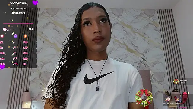 Mia Hiills online show from 05-26-26, 12:45
