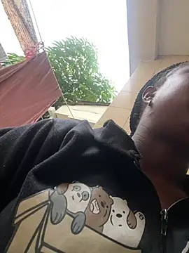 Snapshot of PaulineKosh chatting on 07-19-26, 11:36 PaulineKosh online show from 07-19-26, 11:36