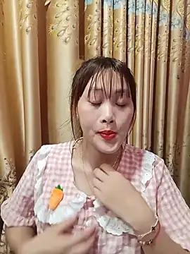 Snapshot of Ly-sexyy chatting on 06-16-26, 12:19 Ly-sexyy online show from 06-16-26, 12:19