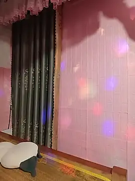 Snapshot of Ly-sexyy chatting on 07-01-26, 01:07 Ly-sexyy online show from 07-01-26, 01:07