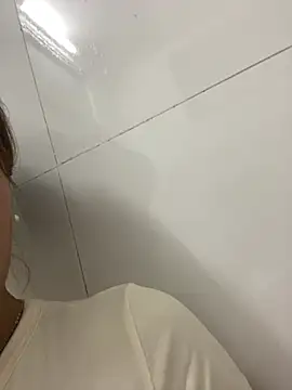 Snapshot of Ly-sexyy chatting on 07-16-26, 02:01 Ly-sexyy online show from 07-16-26, 02:01