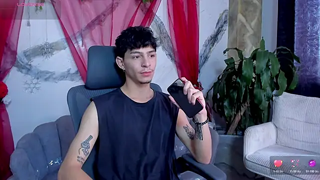  IanLark online show from 06-20-26, 04:54